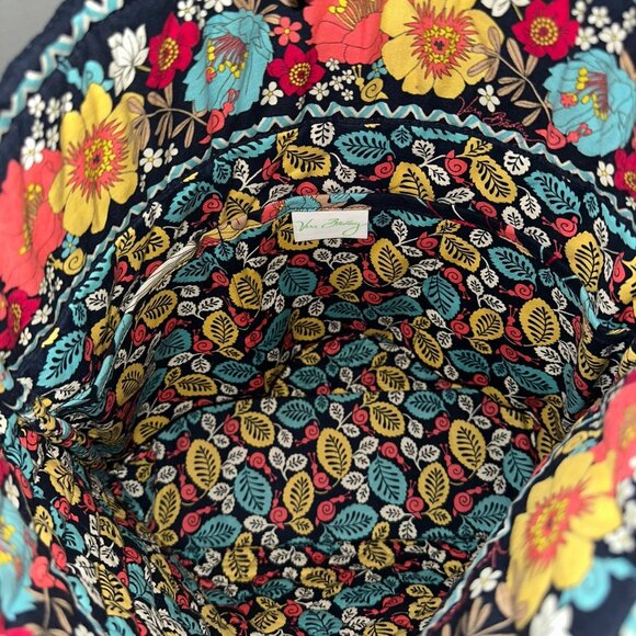 Vera Bradley Large Happy Snails Floral Tote Bag With Dual Handles - Picture 3 of 3